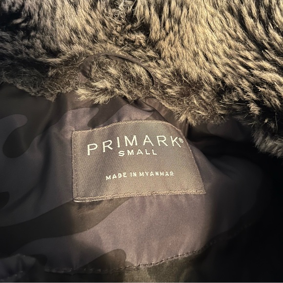Primark Faux Fur Camouflage Jacket - Picture 7 of 10